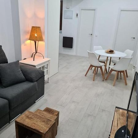 Apartamento Pet-Friendly En Atocha By Bebalmy Apartment มาดริด ภายนอก รูปภาพ