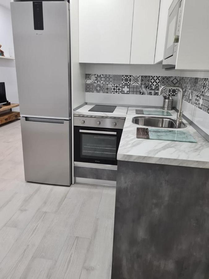 Apartamento Pet-Friendly En Atocha By Bebalmy Apartment มาดริด ภายนอก รูปภาพ