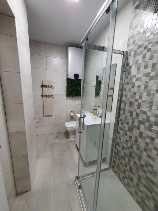 Apartamento Pet-Friendly En Atocha By Bebalmy Apartment มาดริด ภายนอก รูปภาพ