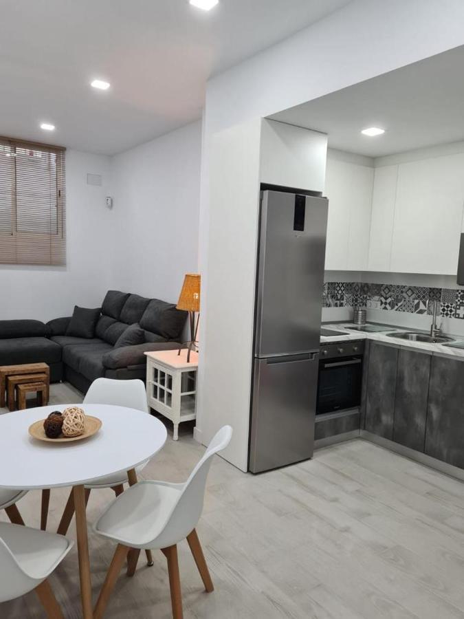 Apartamento Pet-Friendly En Atocha By Bebalmy Apartment มาดริด ภายนอก รูปภาพ
