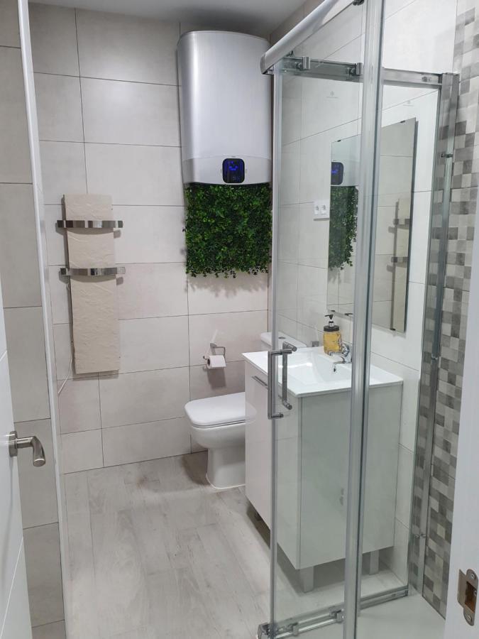 Apartamento Pet-Friendly En Atocha By Bebalmy Apartment มาดริด ภายนอก รูปภาพ